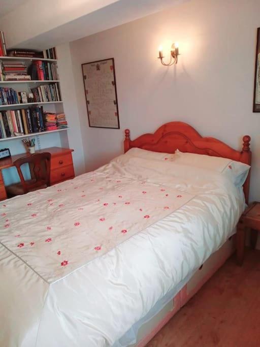 Charming, Wonderfully Cosy One Bedroom Apartment Giggleswick ภายนอก รูปภาพ