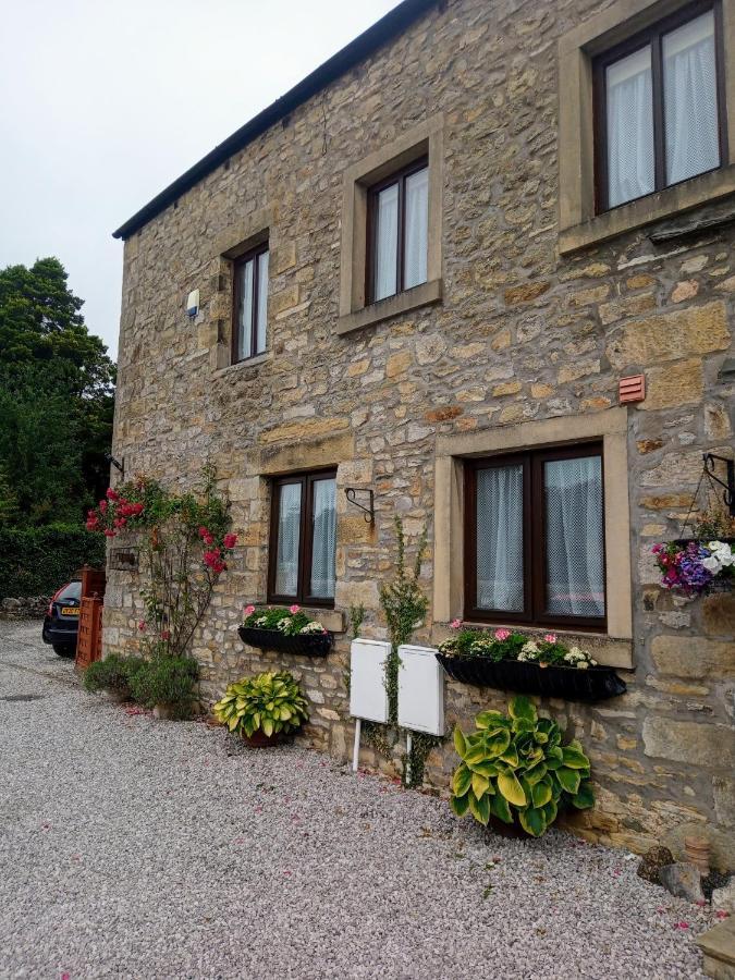 Charming, Wonderfully Cosy One Bedroom Apartment Giggleswick ภายนอก รูปภาพ